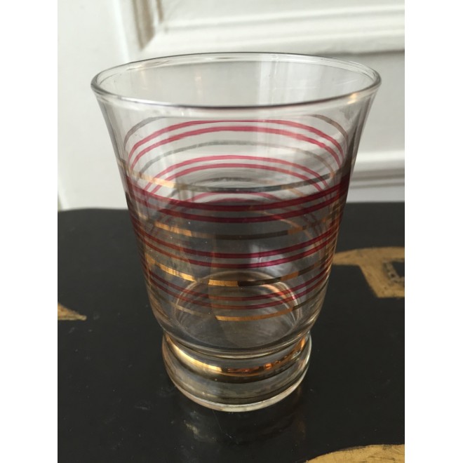 verre vintage ligne rouge et dorée